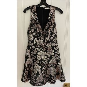 Alice + Olivia Flounce Dress, Black/Silver size 4